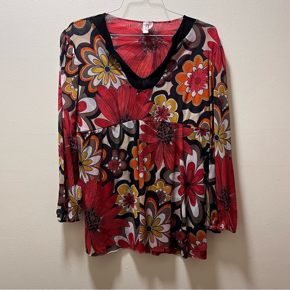 Sweet Pea by Stacy Frati Retro Artsy Chic Floral V-Neck Double Mesh Top, Larger